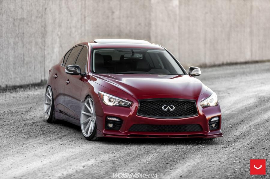  Infiniti Q50 on Vossen Wheels (CVT) 2018 года  (фото 3 из 3)